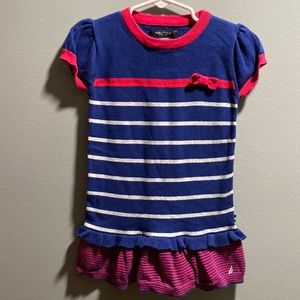 “WORN ONCE” GIRLS DRESS SIZE 2 T. IN EXCELLENT CONDITION. SMOKE FREE HOME!